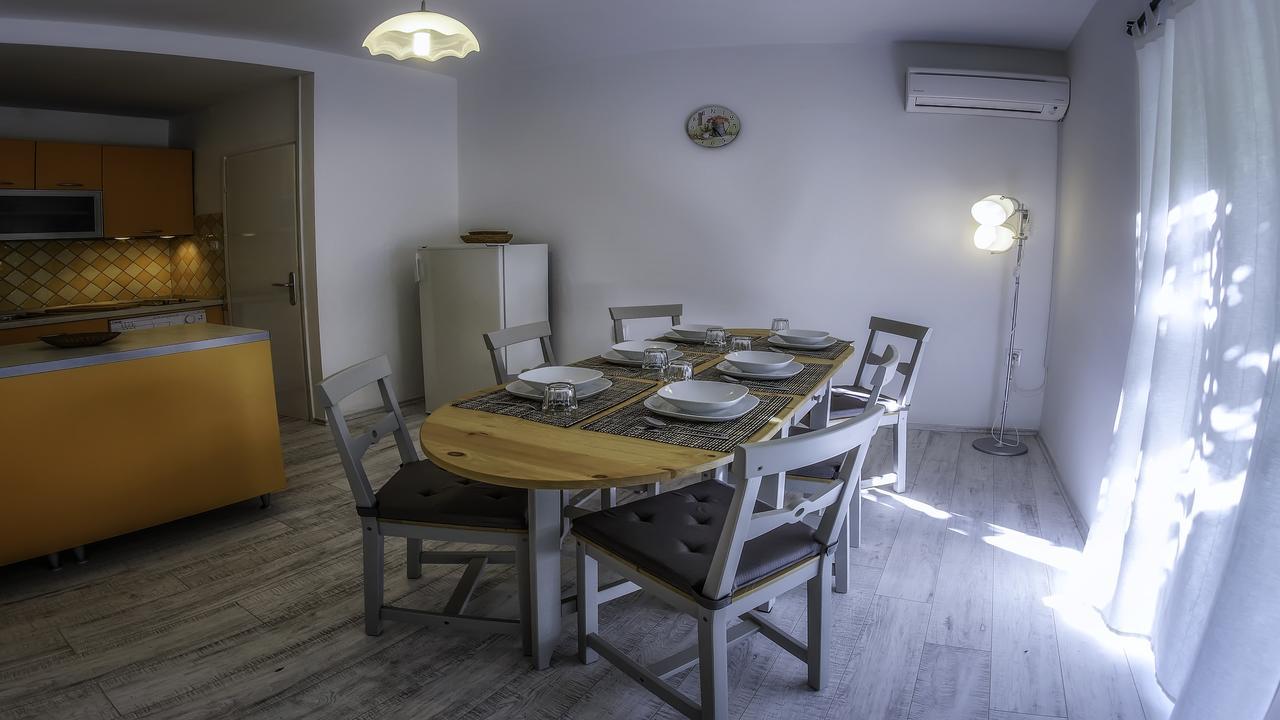Braut Apartment คิร์ก ภายนอก รูปภาพ